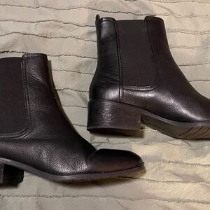Women's Black Leather Booties-9